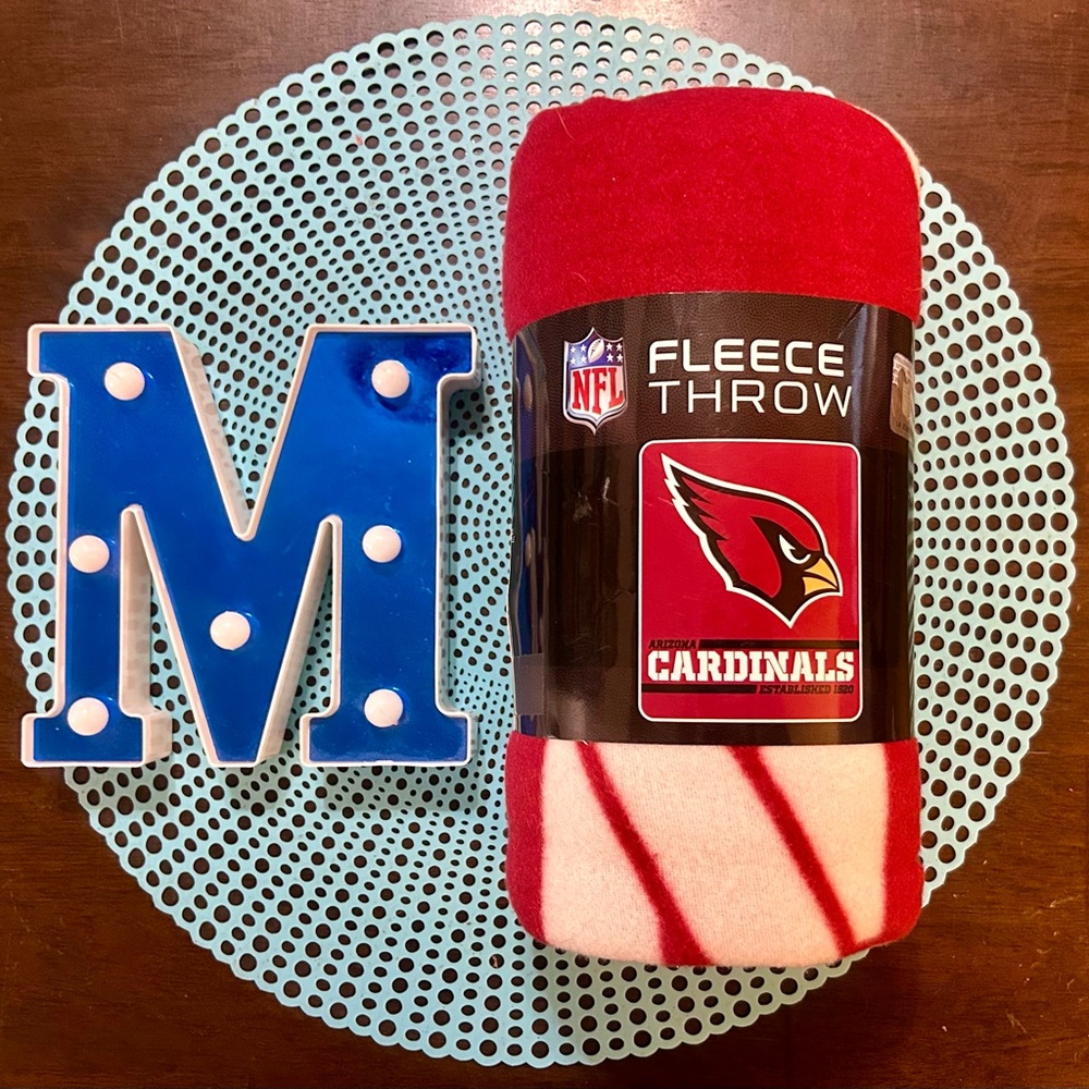 NEW Arizona Cardinal Licensed Fleece Throw Blanket Football 50'' X60''